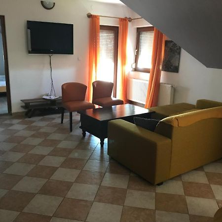Marta Apartman Balatonalmadi Exterior photo