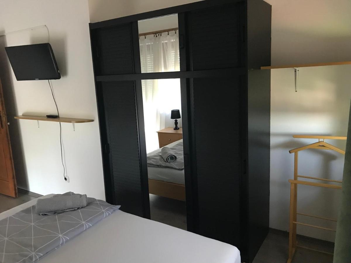 Marta Apartman Balatonalmadi Exterior photo