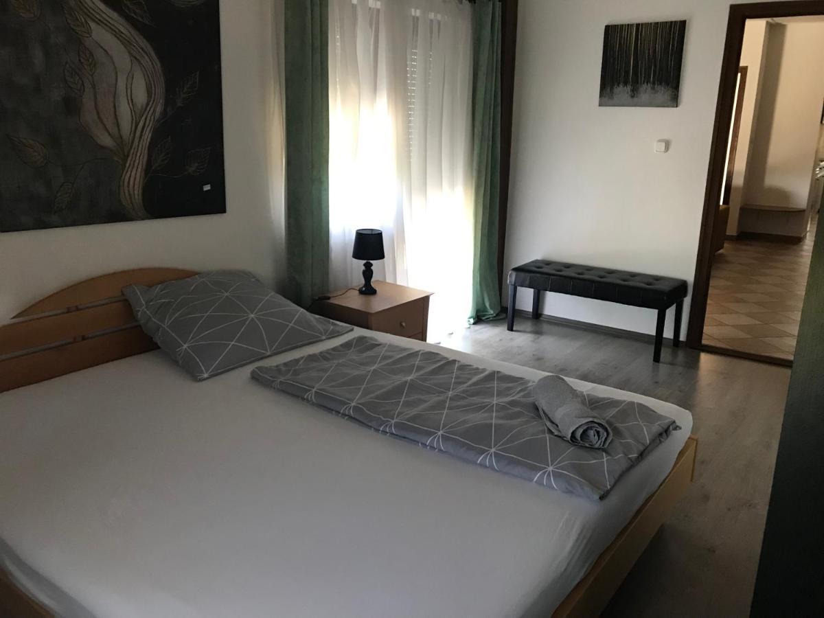 Marta Apartman Balatonalmadi Exterior photo