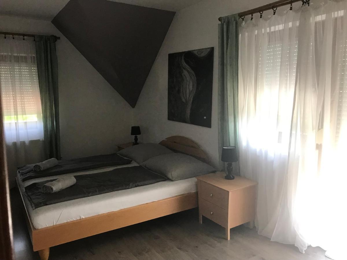 Marta Apartman Balatonalmadi Exterior photo