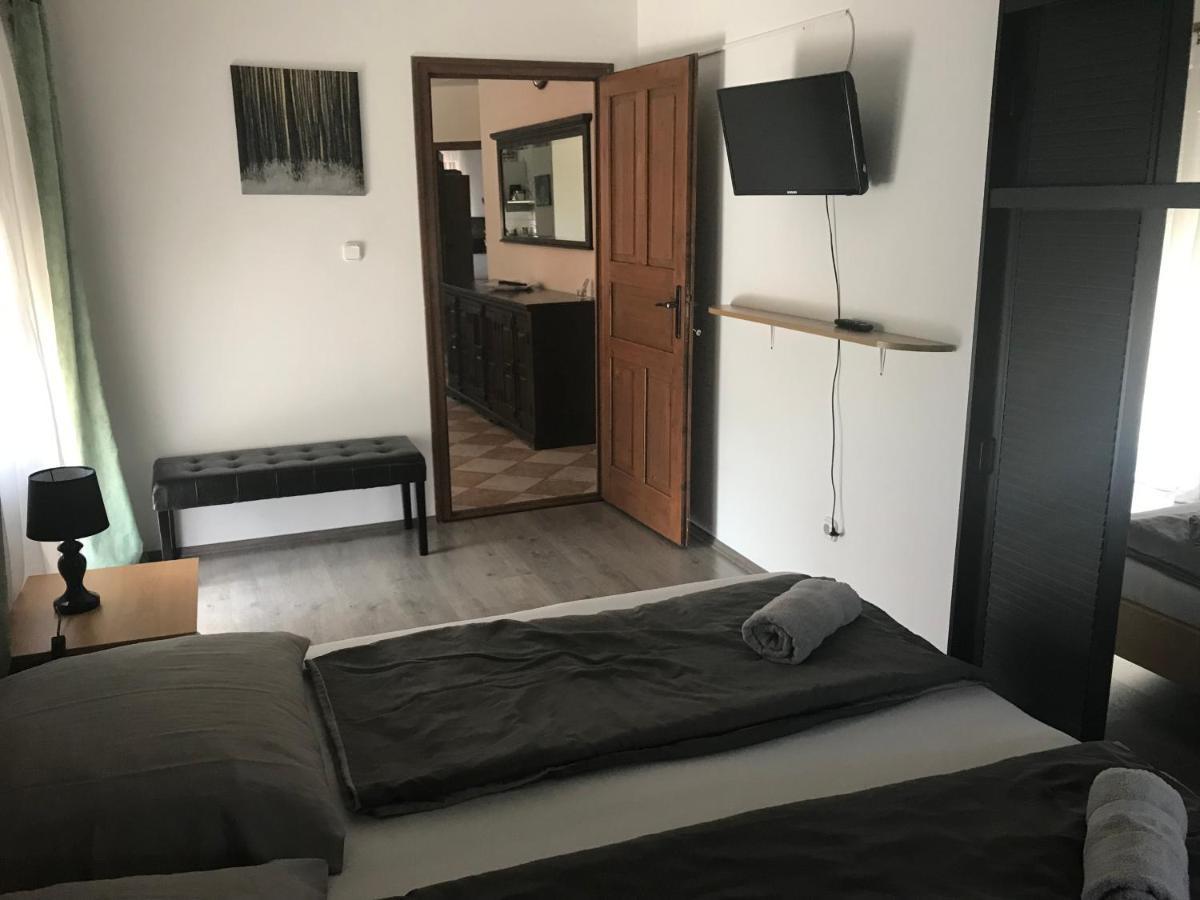 Marta Apartman Balatonalmadi Exterior photo