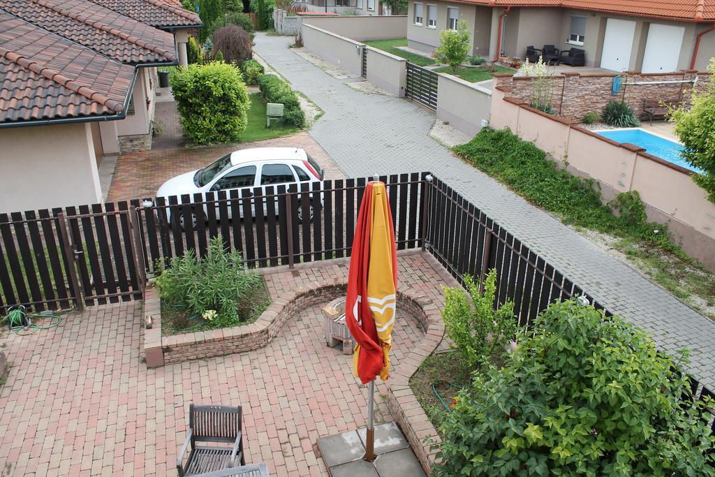 Marta Apartman Balatonalmadi Exterior photo
