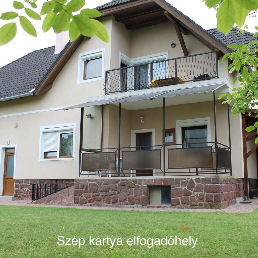 Marta Apartman Balatonalmadi Exterior photo